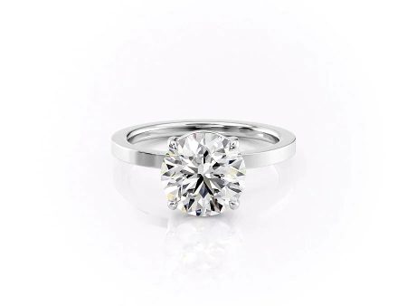 The Eleanor Set With A 2.5 Carat Round Moissanite For Sale