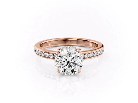 The Marilyn Set With A 2.5 Carat Round Moissanite Hot on Sale